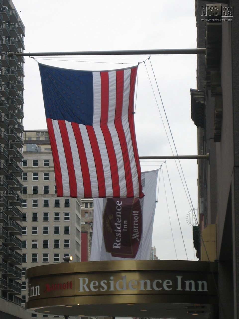 080512_nyc_tag1_mk057