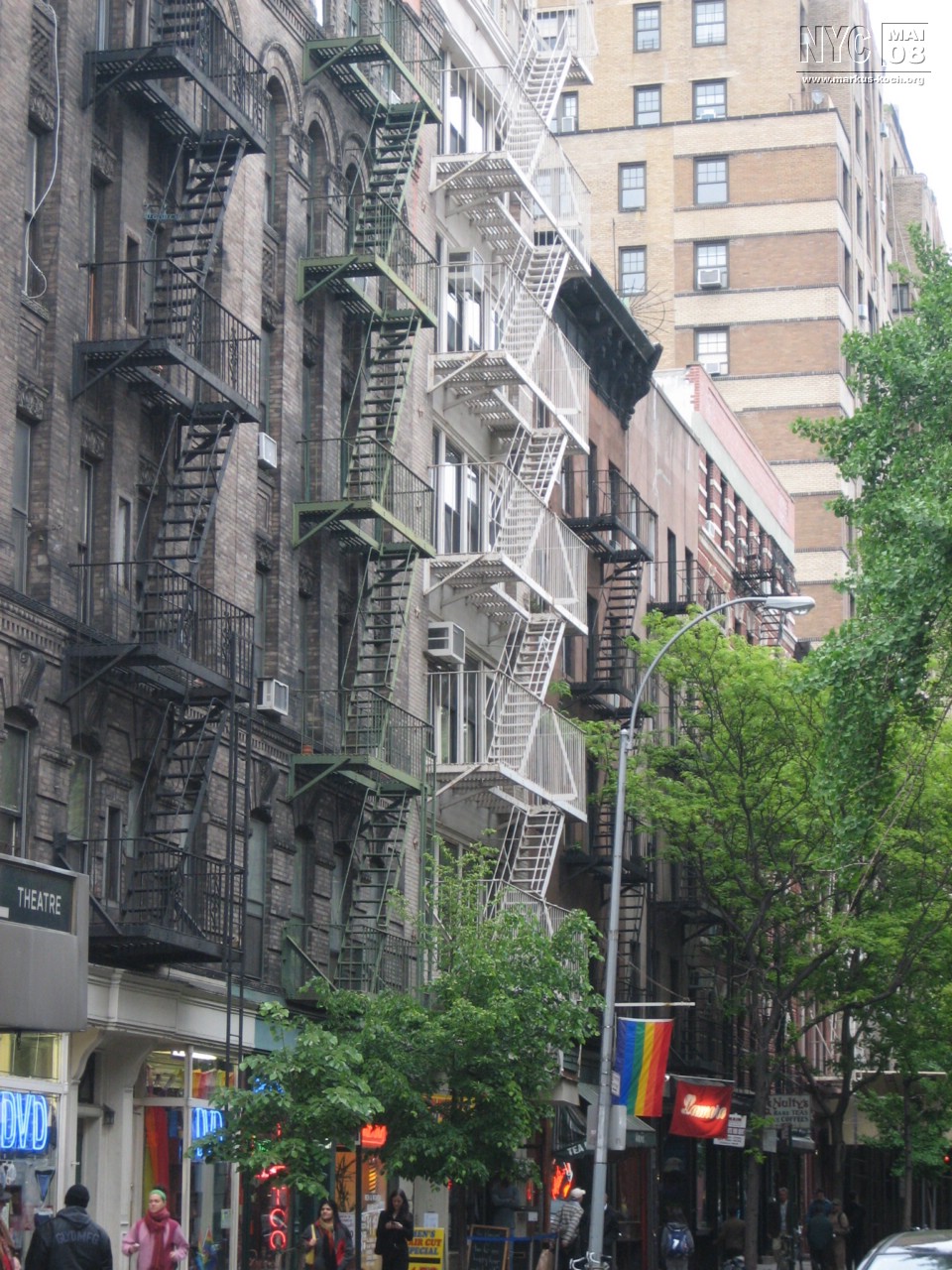 080512_nyc_tag1_mk099