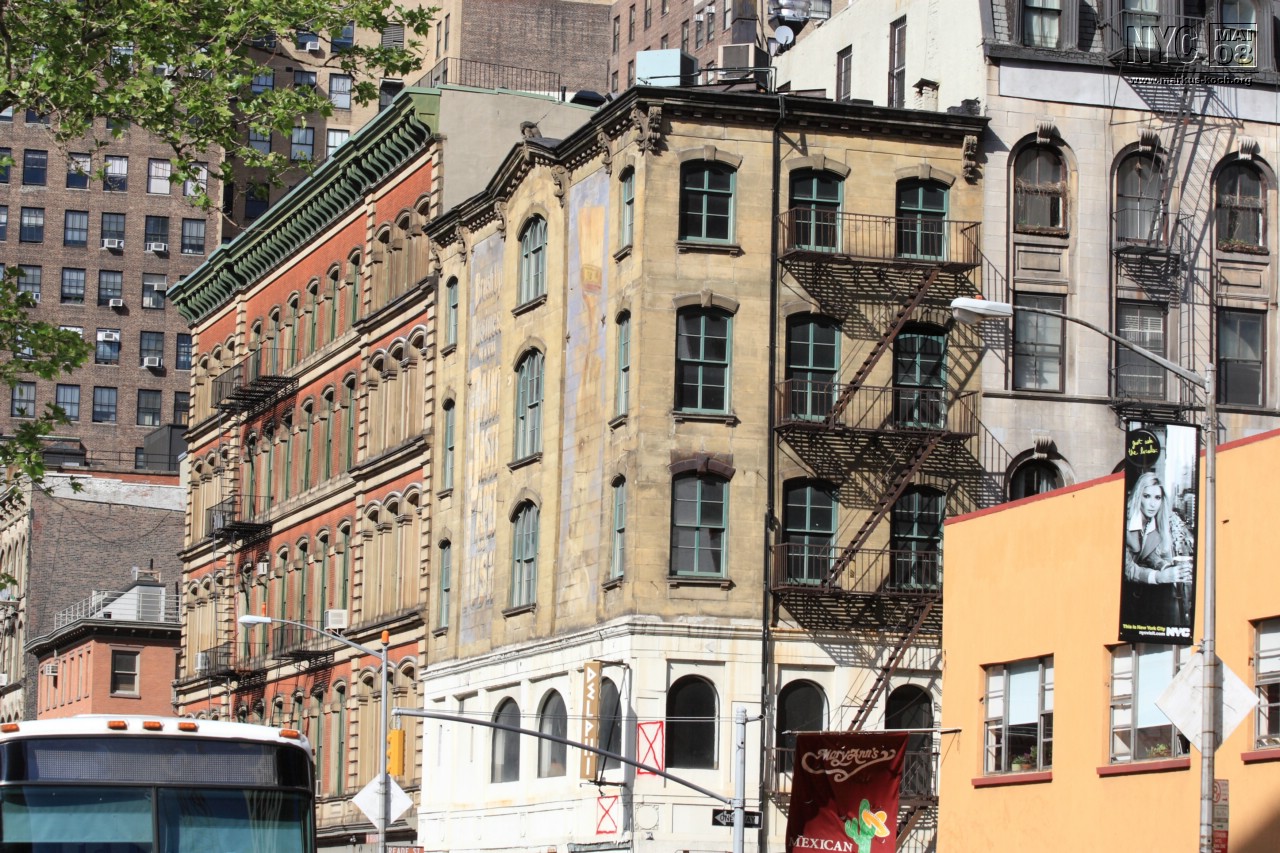 080513_nyc_tag2_mk566